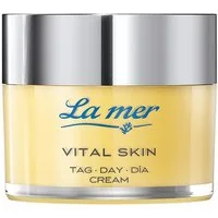 La mer Gesichtspflege Vital Skin Tagescreme – straffende Tagespflege mit Vitamin C Straffende Tagescreme mit Meeresschlick-Extrakt, Vitamin C & Q10, gleicht den Hautton aus, und schützt vor Umwelteinflüssen.