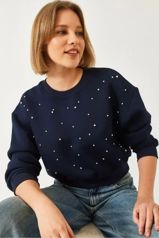 Musterpullover mit Rundhalsausschnitt und Pompon