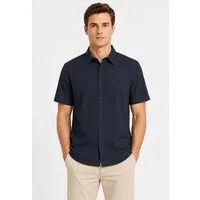 Eight2Nine Kurzarmhemd Modernes Design Kentkragen Regular Fit Look Knopfleiste für Herren Lyocell nachhaltig Normal Fit Knopfleiste Einfarbig Kent