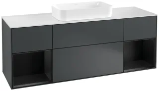 Schwarz