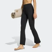 adidas Performance Trainingstights ALL ME ESSENTIALS FLARE LEGGINGS mit ausgestelltem Bein, aus weichem und dehnbarem Strickmaterial