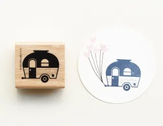 Perlenfischer Stempel Sommer: WOHNWAGEN