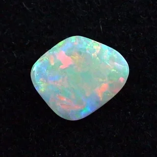 2,24 ct White Opal Multicolor Edelstein Lightning Ridge Australien