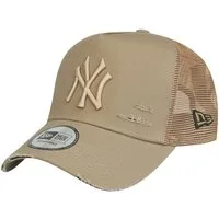 New Era Trucker Cap Trucker DISTRESSED New York Yankees