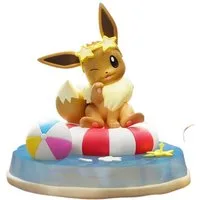 The Pokémon Company Sammelfigur Pokemon Figur Natur Auswahl Figuren Pikachu, Bisasam und Co inkl Karte, Inkl. Karte zur Figur