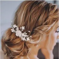 MOPUEA Haarnadeln Braut Hochzeit Haarkamm, Silber Blume Braut Kopfschmuck, Silber Kristall Stirnband Blume Perle Kopfschmuck Braut Kristall Blatt Haarschmuck, 1-tlg., Haarkamm mit Blumenblättern Brautschmuck für Frauen und Mädchen, Stirnband Blume Pe