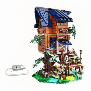 C66004 1155PCS Forest Four Seasons Tree House Architecture MOC Building Blocks with LED Light Friends Home Decoration Br