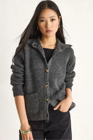 Strickjacke mit Struktur und langen Ärmeln