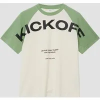s.Oliver Kurzarmshirt T-Shirt Oversize T-Shirt mit Raglanärmeln und Frontprint