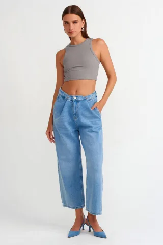 Hochtaillierte Ballon-Capri-Jeans