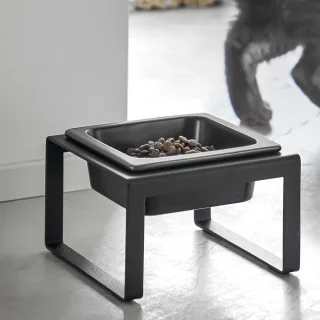 Yamazaki Futternapf erhöht ergonomisch 15x15,5x10cm Metall Keramik schwarz. Eine gesunde Futterstation für eine natürliche Körperhaltung kleiner Haust