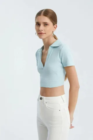 V-Ausschnitt Polo Cropped Top