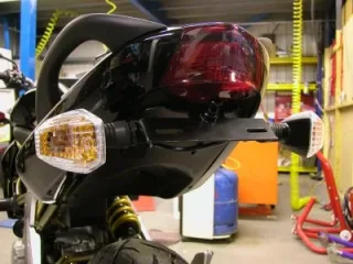 R&amp;G Kennzeichenhalter Heckumbau Kawasaki ER-6F / ER-6N / 650 Versys Bj. 2006-2008 eintragungsfrei