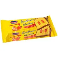 KuchenMeister Kuchen, KuchenMeister Erdbeer Kuchen mit kakaohaltiger Fettglasur 400g