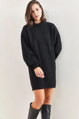 Strukturierter Strickkleid
