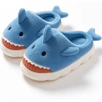 Corimori Flauschige Haifisch Pantoffeln Plüsch Hausschuhe (Packung, Geschenk) rutschfeste Sohle & weiches Innenfutter, Hai Slipper, EU Größe 42-43