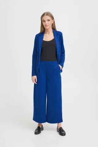 Blau