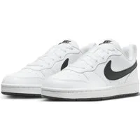 Nike Sportswear Court Borough Low Recraft (GS) Sneaker Design auf den Spuren des Air Force 1