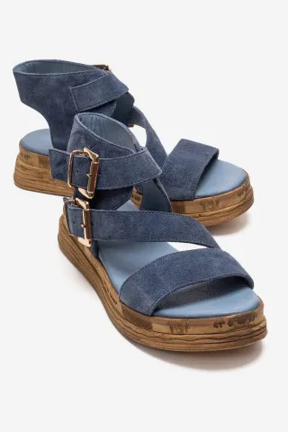 Blau