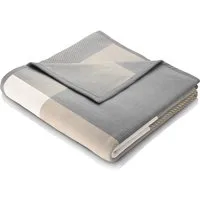 Wohndecke Across beige, karierte Kuscheldecke in 150x200, Decke aus Baumwoll-Mix, Biederlack, Made in Germany
