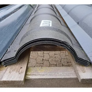 Firstblech | 1,86 m Länge | Tiefschwarz ( RAL 9005 )