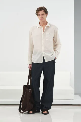 Unifarbene Popeline-Bluse mit Tasche