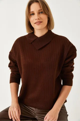 Gerippter Schalkragenpullover
