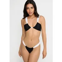 LSCN by LASCANA Triangel-Bikini Yuna mit kontrastfarbigen Details