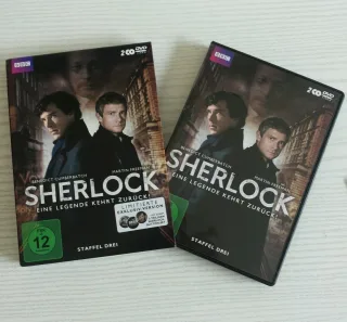 Sherlock Staffel 3 - Limitierte Exclusiv-Version - 2 Disc mit 3-teiligem Sherlock-Button Set [DVD] [2014]