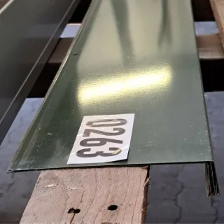 Fensterbank | 2,00 m Länge | Chromoxidgrün ( RAL 6020 )
