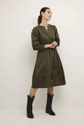 Kleid Feminine Silhouette Gebranntes Olivgrün olive