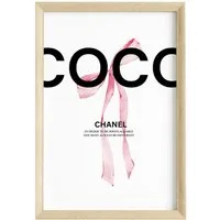 JUSTGOODMOOD Poster Premium ® Coco Chanel Zitat Poster · Rosa Schleife · ohne Rahmen, verschiedene Größen wählbar