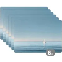 MuchoWow Platzset Segelboot - Ruhige See - Strahlend blauer Himmel, (6-St), Platzsets, Tischset, Abwaschbar, Tischsets, Platzdeckchen