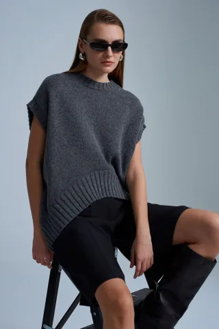 Übergroßer Rippstrick-Pullover-Weste
