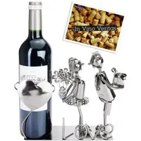 BRUBAKER Weinflaschenhalter Liebespaar mit Geschenken, (inklusive Grußkarte), Metall Skulptur, romantisches Geschenk, Flaschenhalter Liebe