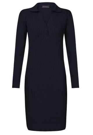 Kleid Langärmeliges Kabelstrickkleid