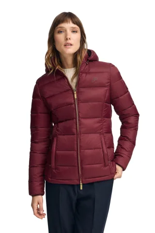 Jacke Cara Ultralight granatrot mit Polo Club-Logo