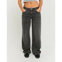 Tally Weijl Low-rise-Jeans SPADEPALLAS Baumwollmischung, Low-Waist mit geradem Beinverlauf und Strass-Anhänge
