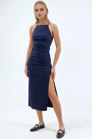 Halterneck-Midi-Kleid mit Schlitz