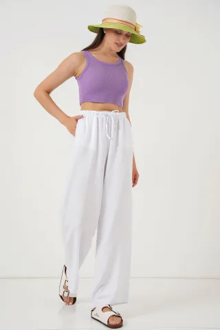 Weite legere Hose mit Kordelzug