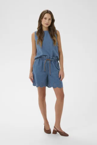 Blau