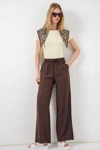 Hochtaillierte weitem Beinform Hose mit Tasche