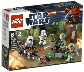 Lego Star Wars 9489 - Endor Rebel Trooper & Imperial Trooper Battle Pack