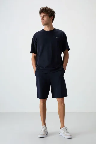 Oversized T-Shirt mit kurzen Ärmeln und Shorts-Set