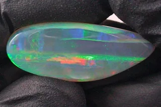 Black Crystal Opal 13,21 ct Multicolor Vollopal