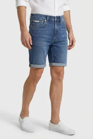 Calvin Klein Jeans Shorts "SLIM SHORT" Slim fit Passform mit praktischen Taschen