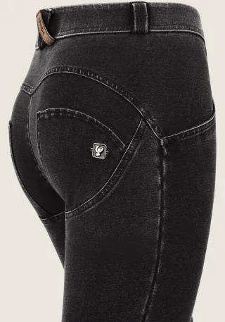 Freddy Leggings "WRUP MINI-FLARE REGULAR" mit Lifting & Shaping Effekt, skinny fit