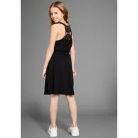 KIDSWORLD Jerseykleid mit aufwendiger Spitze im Rücken Weich fallendes Viskosekleid