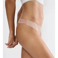 Triumph Slip Pretty Micro String nahtlos