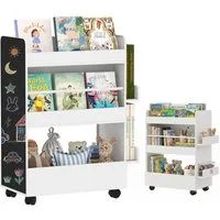 AIYAPLAY Regal doppelseitiges Kinderregal mit 4 Regalen, Bodenfach, 2 Seitenteile, Kinder Bücherregal 1-tlg., mit Tafel, Rollen, für Kinderzimmer, Spielzimmer, für 3–8 Jahre, Weiß